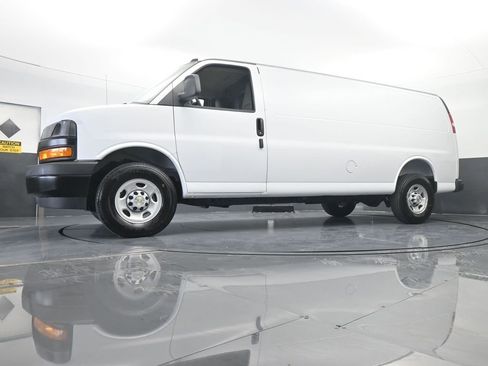 New 2025 Chevrolet Express 3500 Extended w/ Driver Convenience Package image 50