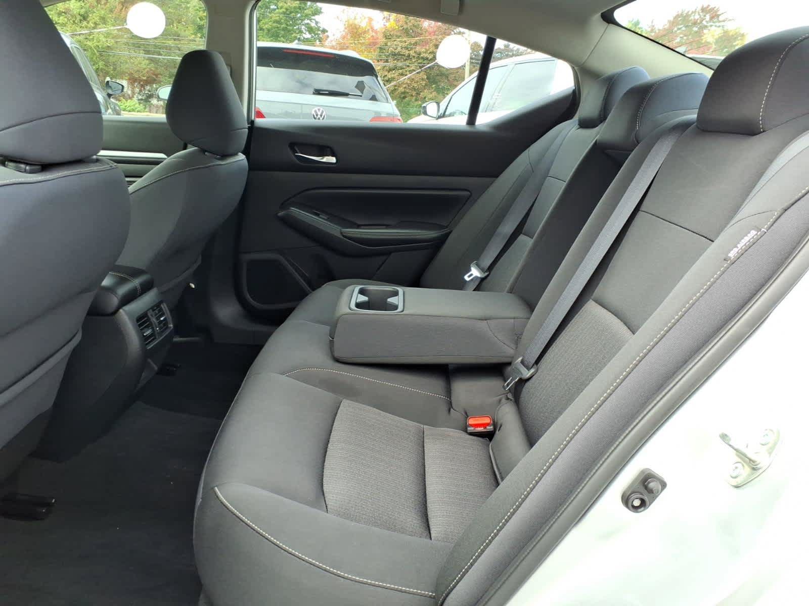 Used 2019 Nissan Altima 2.5 SV AWD/4WD image 12