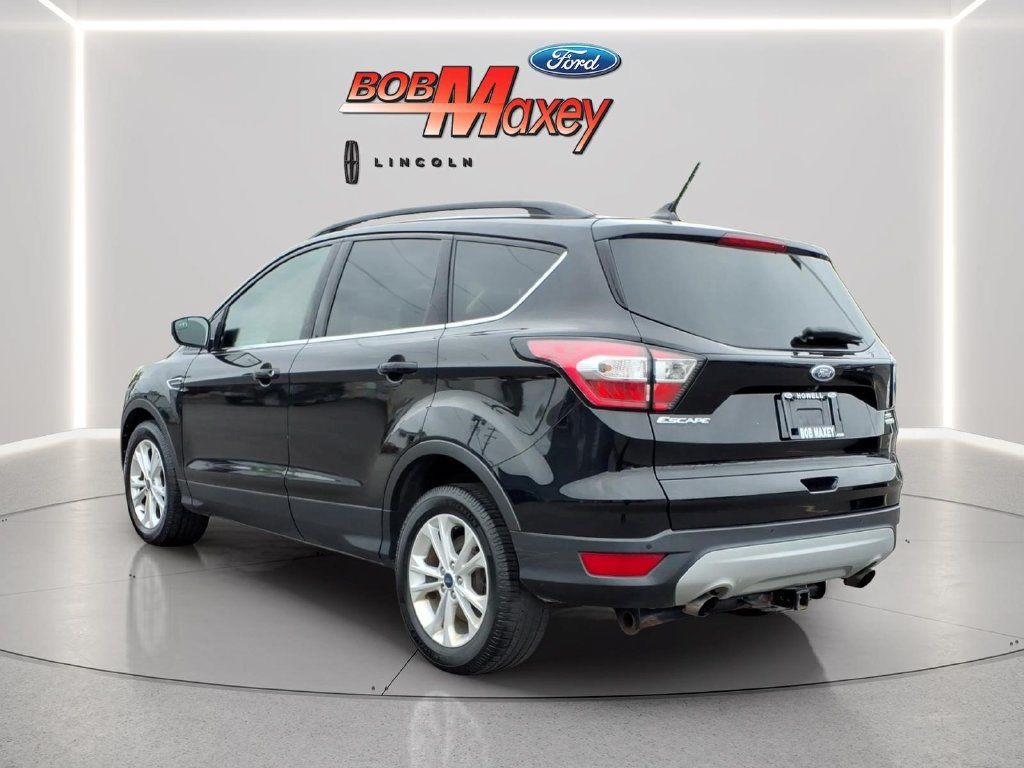 Used 2018 Ford Escape SEL FWD image 8