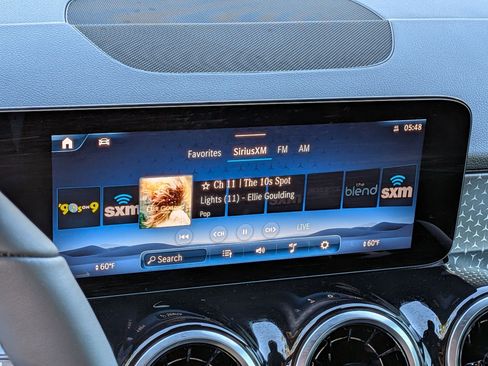 New 2026 Mercedes-Benz GLB 250 image 24