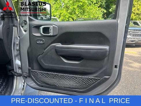 Used 2020 Jeep Wrangler Sport AWD/4WD image 20