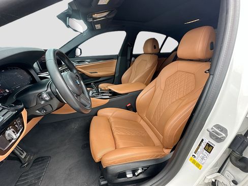 Used 2023 BMW 540i w/ M Sport Package RWD image 19