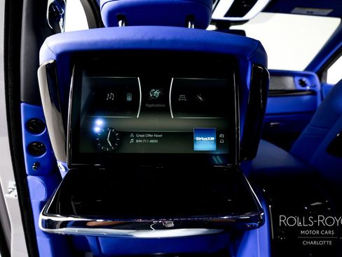 Used 2024 Rolls-Royce Phantom Sedan w/ The Phantom Package RWD image 21