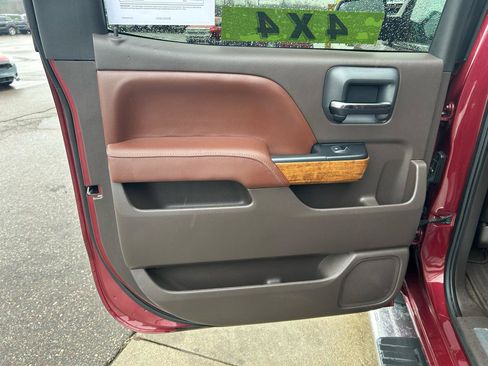 Used 2015 Chevrolet Silverado 1500 High Country w/ High Country Premium Package image 13