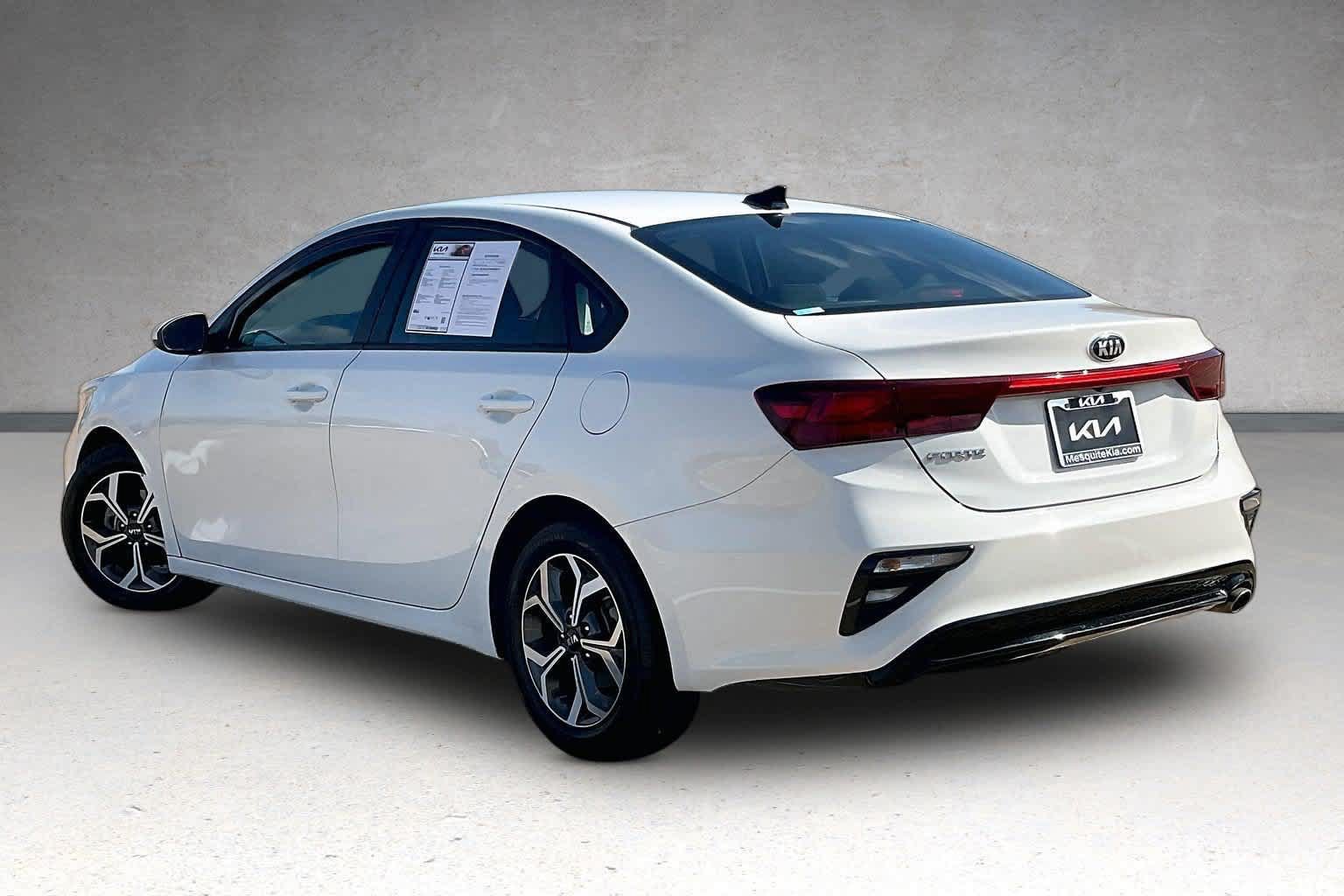 Used 2021 Kia Forte LXS FWD image 4