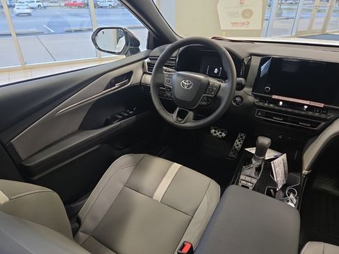 New 2026 Toyota Camry SE image 17