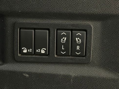 Used 2021 Chevrolet Tahoe High Country w/ Premium Package image 30