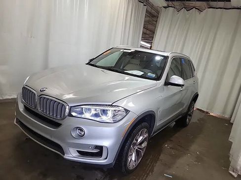 Used 2018 BMW X5 xDrive40e AWD/4WD image 1