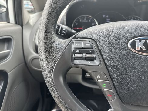 Used 2018 Kia Forte LX w/ LX Popular Package FWD image 11