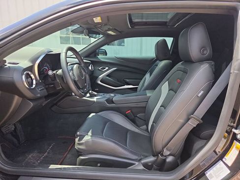 Certified 2024 Chevrolet Camaro SS RWD image 21