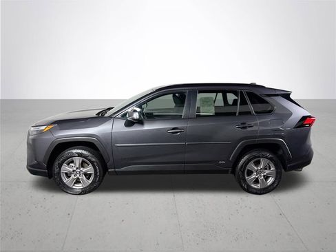 Used 2024 Toyota RAV4 LE AWD/4WD image 9