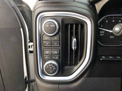 Used 2021 GMC Sierra 1500 AT4 w/ AT4 Premium Package image 29