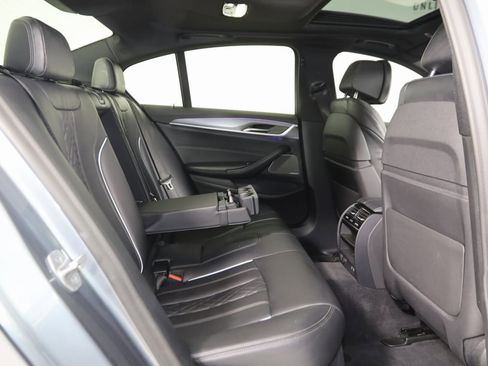 Used 2020 BMW M550i xDrive w/ Premium Package image 15