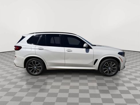 Used 2021 BMW X5 M50i w/ Dynamic Handling Package AWD/4WD image 8