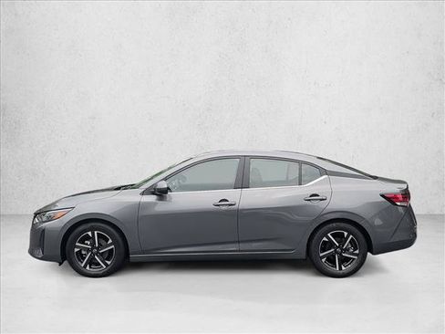 Used 2025 Nissan Sentra SV FWD image 8