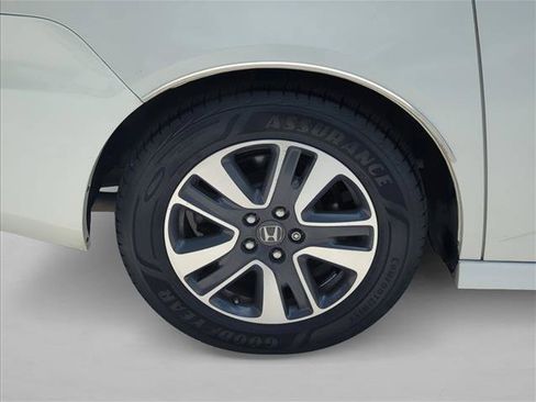 Used 2016 Honda Odyssey Touring Elite image 20