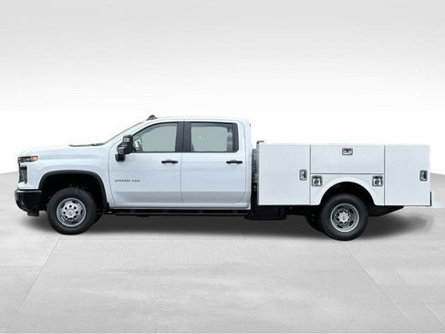 New 2025 Chevrolet Silverado 3500 W/T image 8