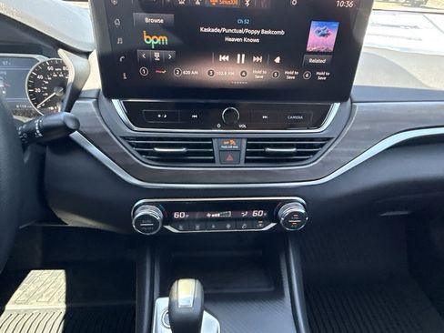 New 2025 Nissan Altima 2.5 SV w/ SV Special Edition Package image 15