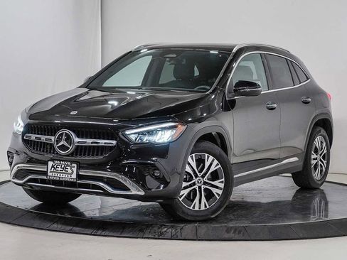 Used 2025 Mercedes-Benz GLA 250 image 1