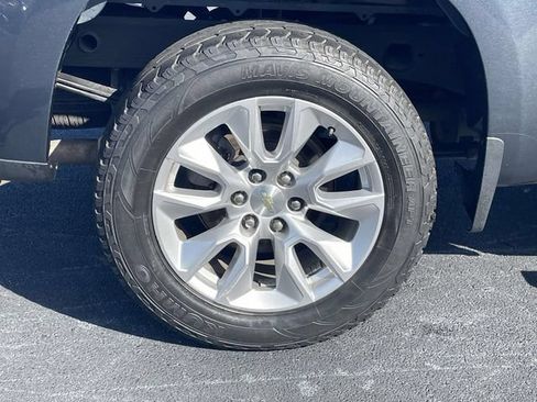 Used 2021 Chevrolet Silverado 1500 Custom AWD/4WD image 9