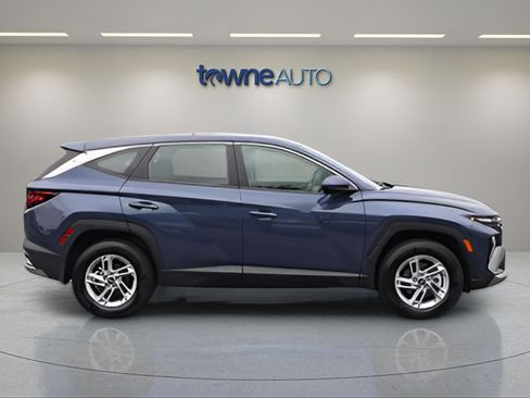 Used 2026 Hyundai Tucson SE AWD/4WD image 6