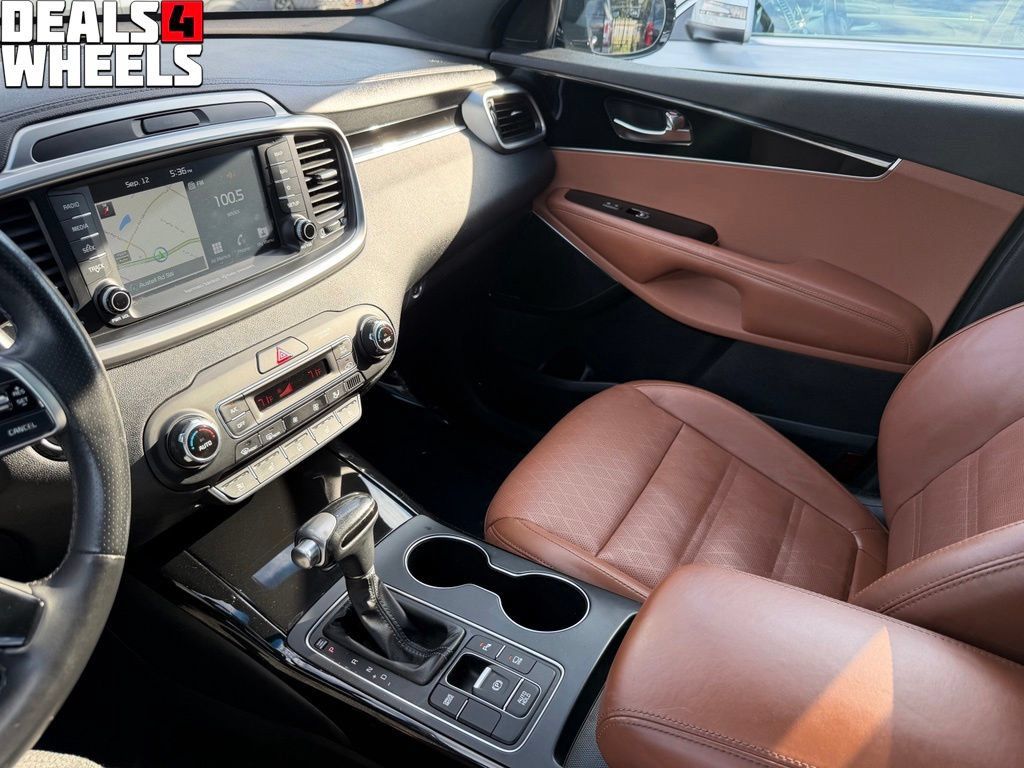 Used 2019 Kia Sorento SX FWD image 36