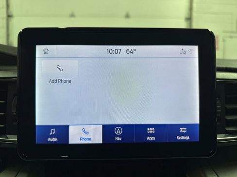Used 2023 Ford Explorer XLT w/ Equipment Group 202A AWD/4WD image 33