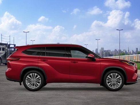 New 2026 Toyota Highlander Platinum AWD/4WD image 14