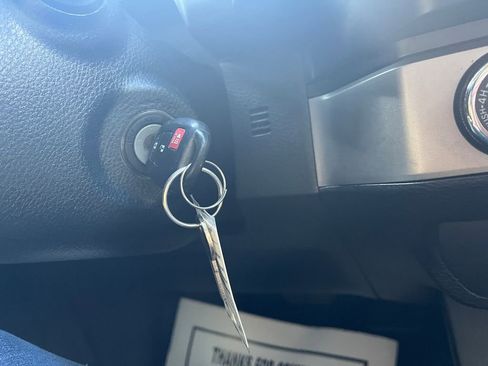 Used 2019 Toyota Tacoma SR w/ SR Convenience Package AWD/4WD image 19