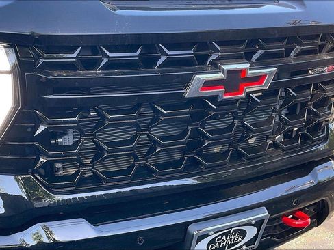 New 2026 Chevrolet Silverado 2500 ZR2 AWD/4WD image 32