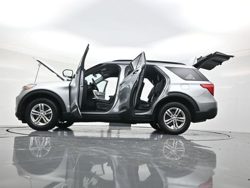 Certified 2023 Ford Explorer XLT w/ Equipment Group 202A image 59