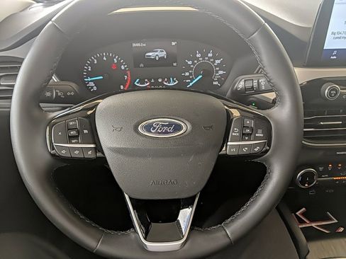 Used 2022 Ford Escape SE w/ Convenience Package image 16