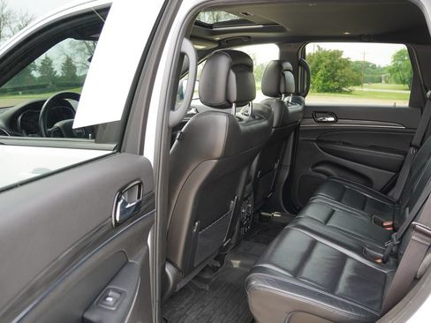 Certified 2021 Jeep Grand Cherokee Limited w/ Quick Order Package 28K 80th AWD/4WD image 16