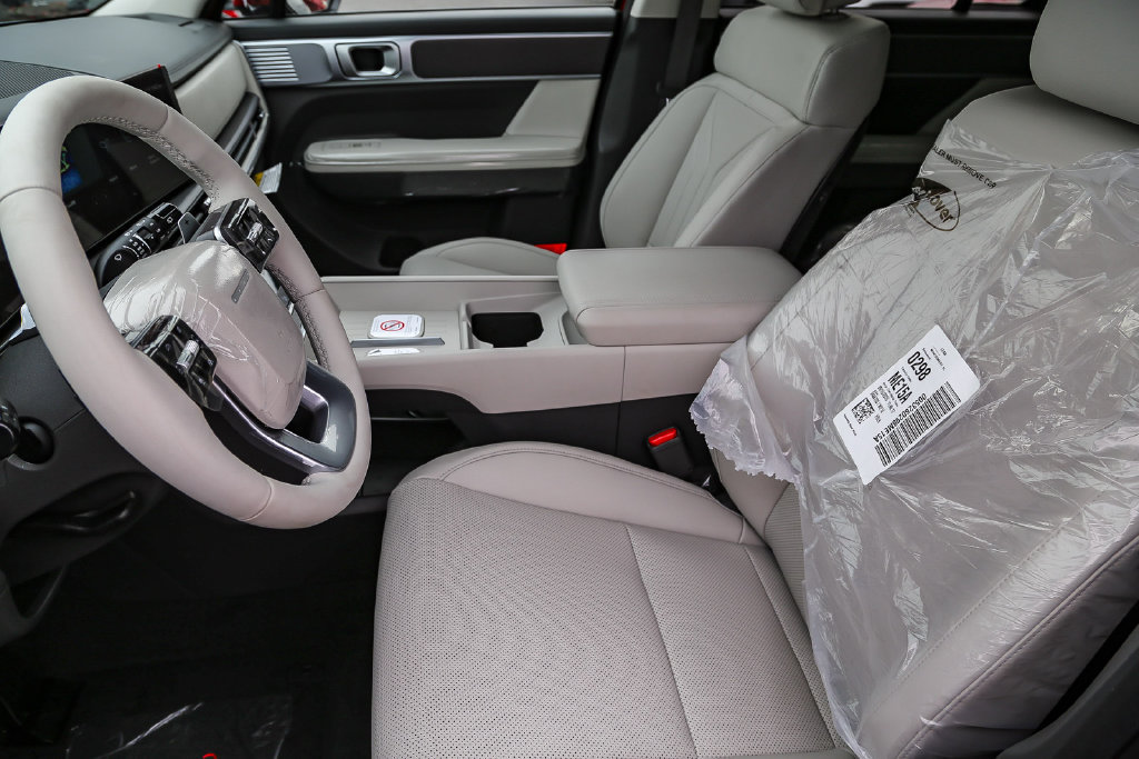 Certified 2026 Hyundai Santa Fe SEL AWD/4WD image 17