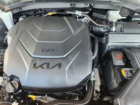 Used 2024 Kia Telluride SX w/ Towing Package image 26