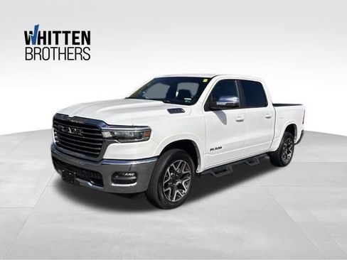 Used 2025 RAM 1500 Laramie AWD/4WD image 1