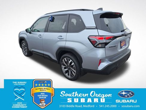 New 2026 Subaru Forester Touring AWD/4WD image 5