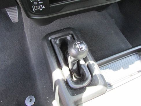 Used 2024 RAM 3500 SLT w/ Quick Order Package 2YG SLT AWD/4WD image 30