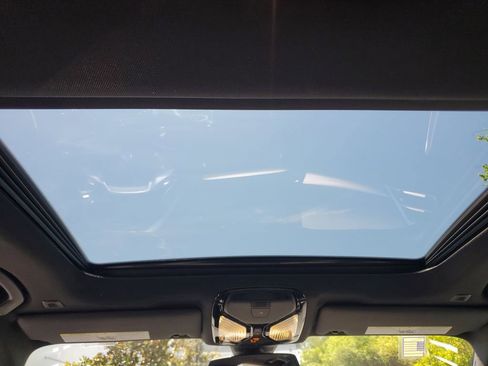 Used 2025 BMW 330i xDrive Sedan image 15