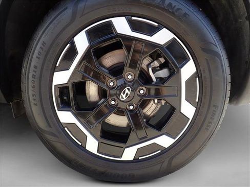 Used 2025 Hyundai Santa Fe SE image 8