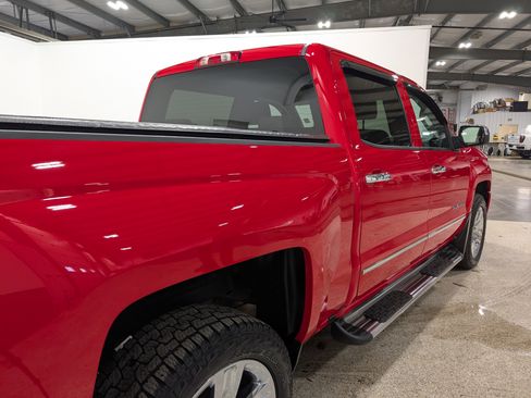 Used 2018 Chevrolet Silverado 1500 Custom w/ Custom Convenience Package image 3