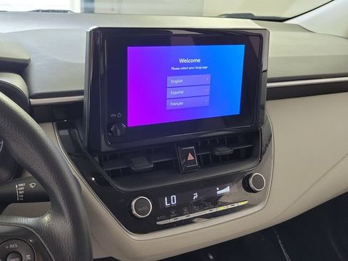 Used 2024 Toyota Corolla LE FWD image 28