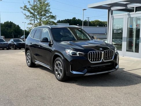 Used 2025 BMW X1 xDrive28i w/ Convenience Package AWD/4WD image 1