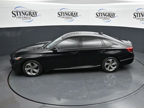 Used 2018 Honda Accord EX image 21