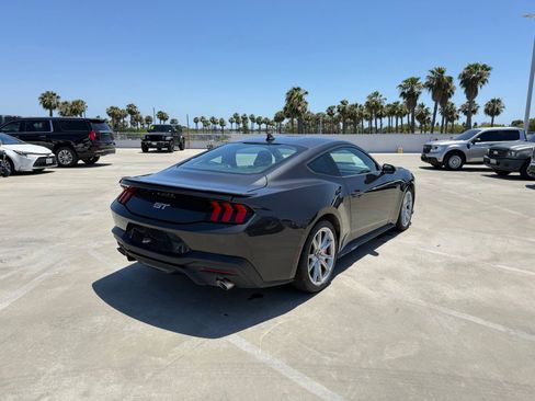 Used 2024 Ford Mustang GT Premium RWD image 3