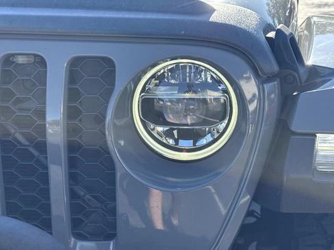 Used 2020 Jeep Gladiator Sport w/ Quick Order Package 24S AWD/4WD image 10
