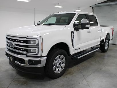 New 2026 Ford F350 Lariat w/ Lariat Premium Package