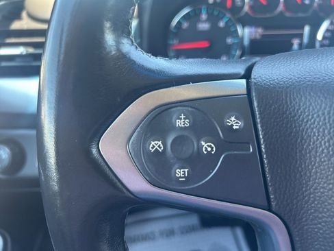 Used 2019 Chevrolet Suburban LT AWD/4WD image 19