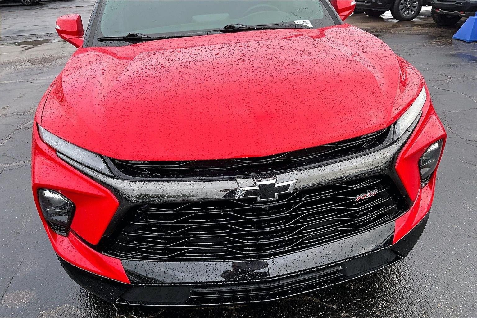 Used 2023 Chevrolet Blazer RS w/ Driver Confidence II Package AWD/4WD image 3