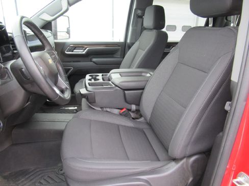 Certified 2025 Chevrolet Silverado 2500 LT image 9